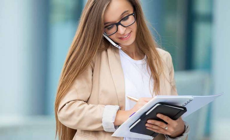 ハンドル（handle）の意味と使い方 | ネイティブと英語について話したこと